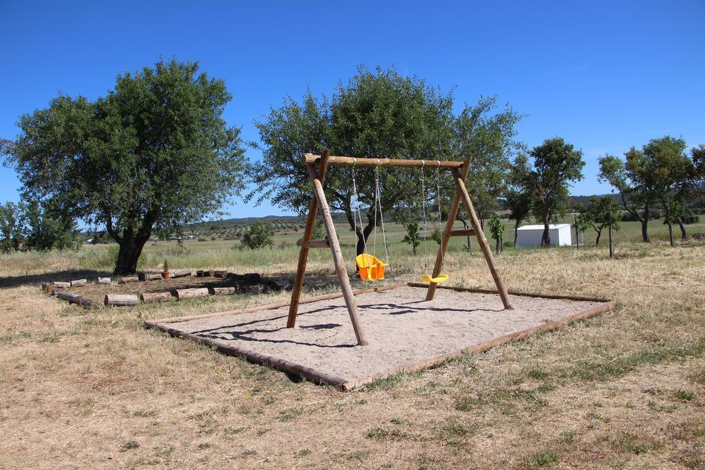 הוילה Azaruja Monte Da Azarujinha מראה חיצוני תמונה